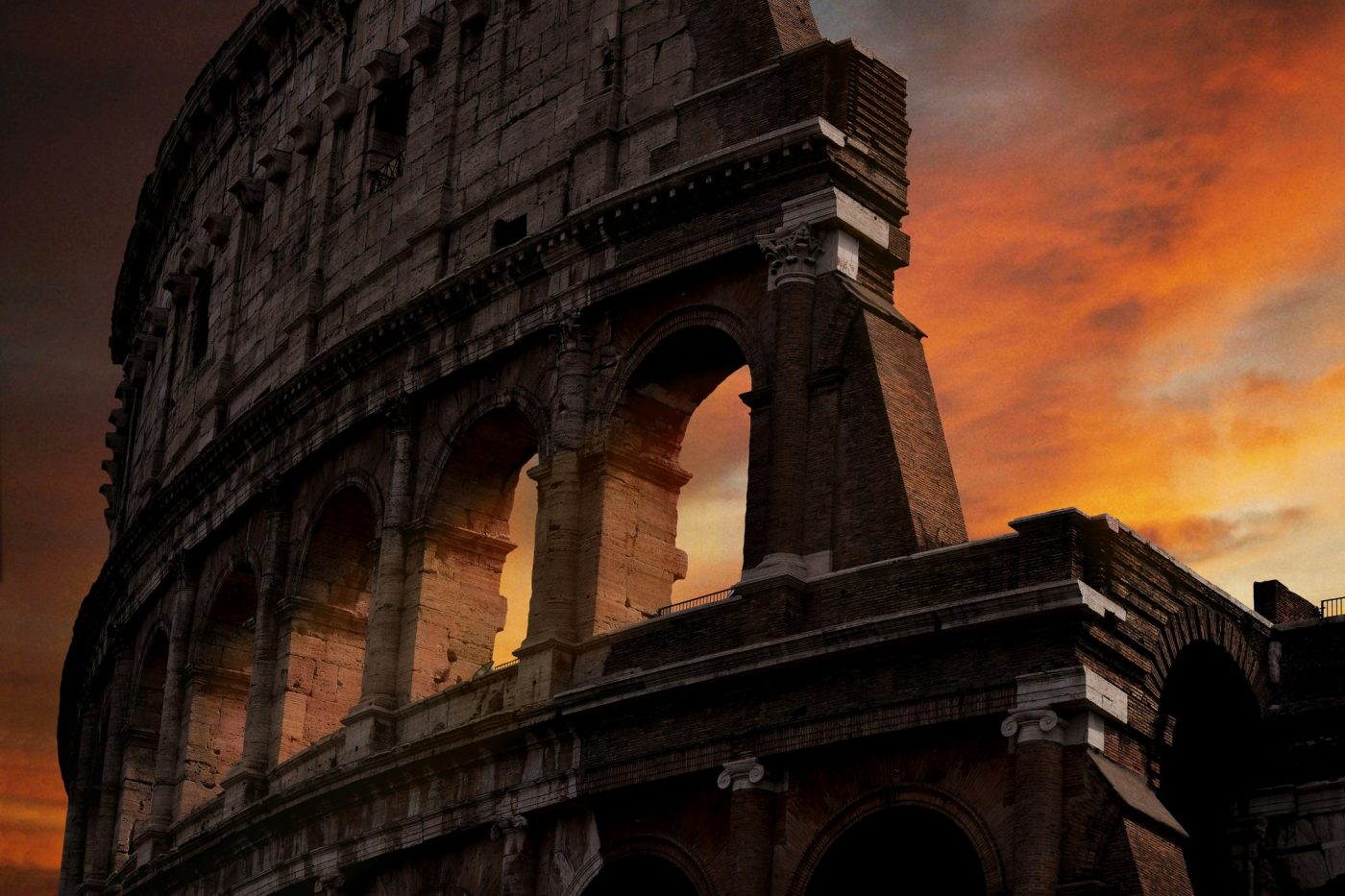 Il Colosseo al tramonto