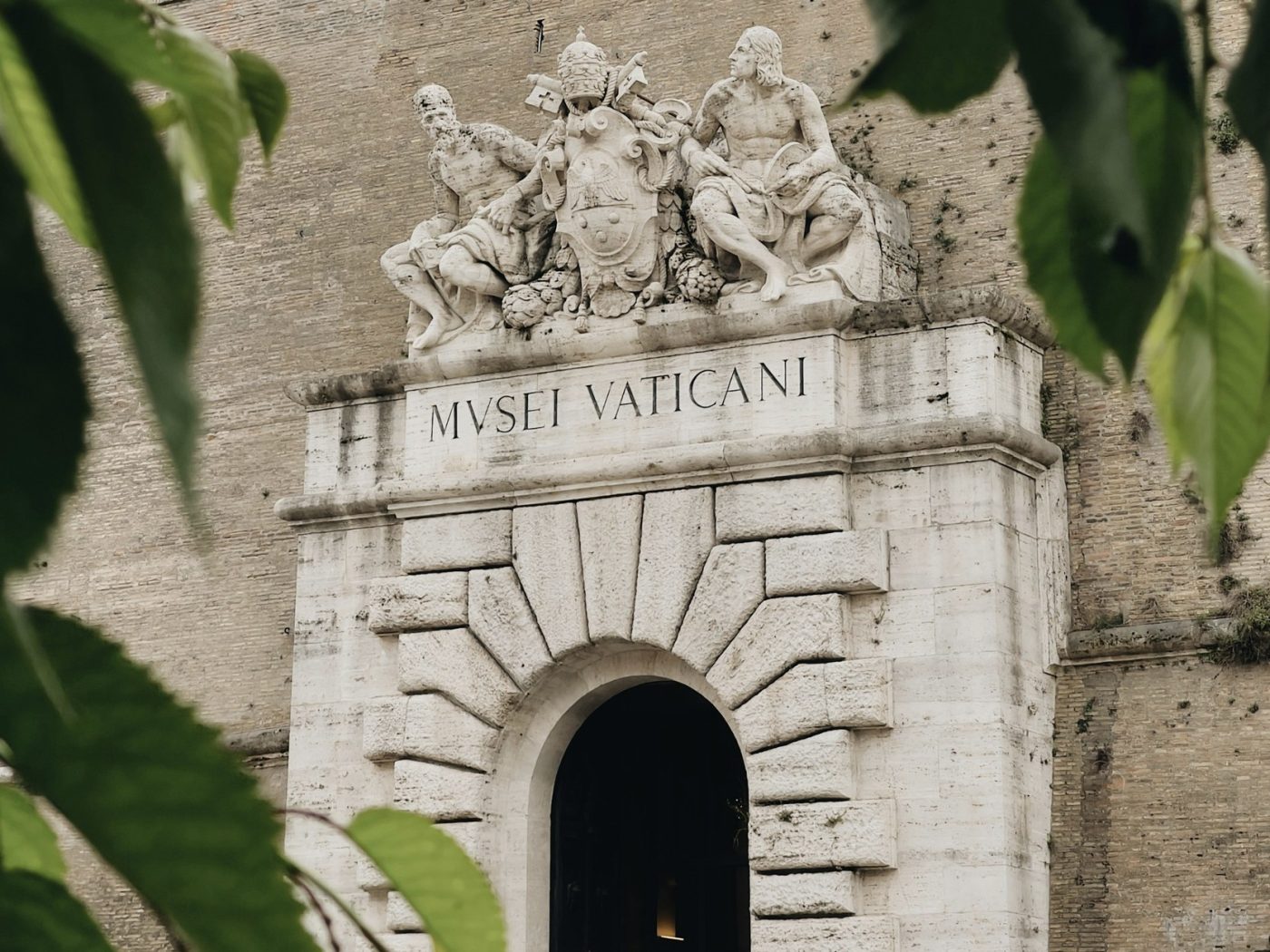 Ingresso dei Musei Vaticani, dove inizia il percorso